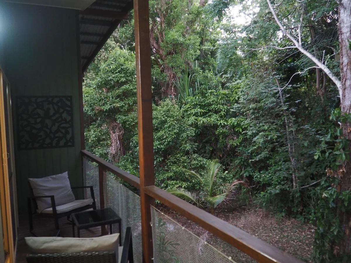 Cassawong Cottages Mission Beach 0*,