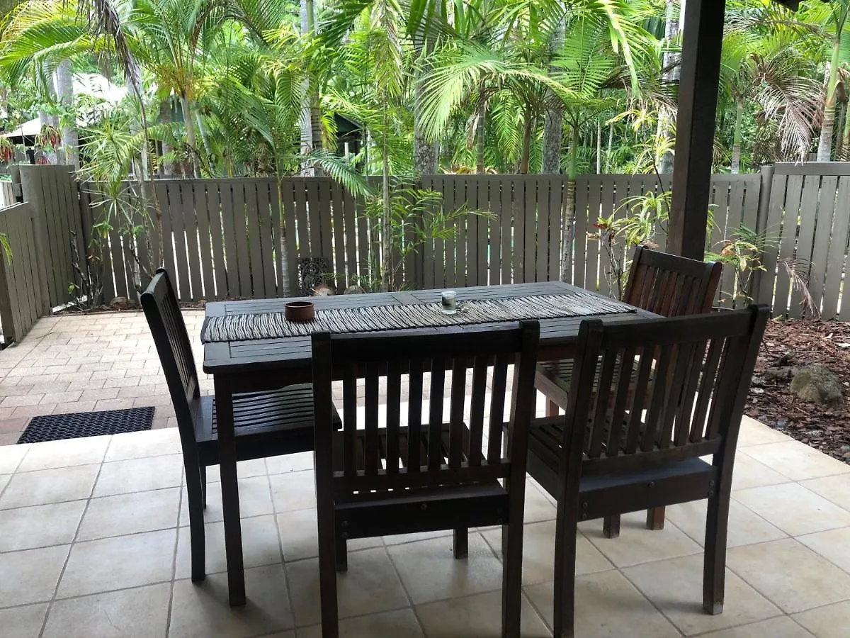 Cassawong Cottages Mission Beach Villa