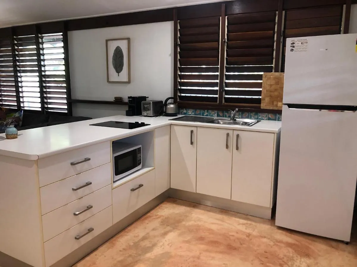Villa Cassawong Cottages Mission Beach Australia