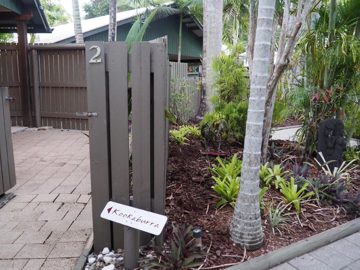 Cassawong Cottages Mission Beach 0*,