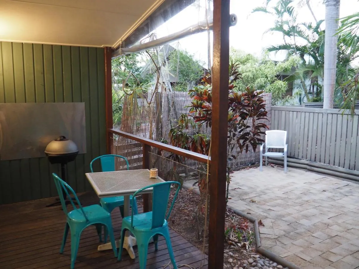 Cassawong Cottages Mission Beach Villa